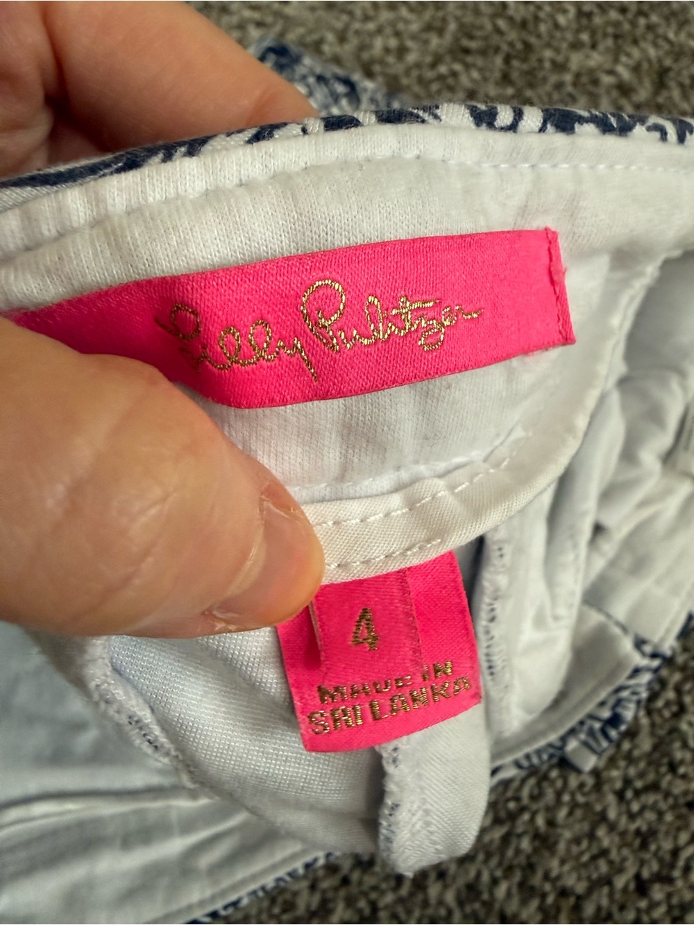 Lilly Pulitzer Darci Knit Shorts in a navy and white koala print - Picture 4 of 5
